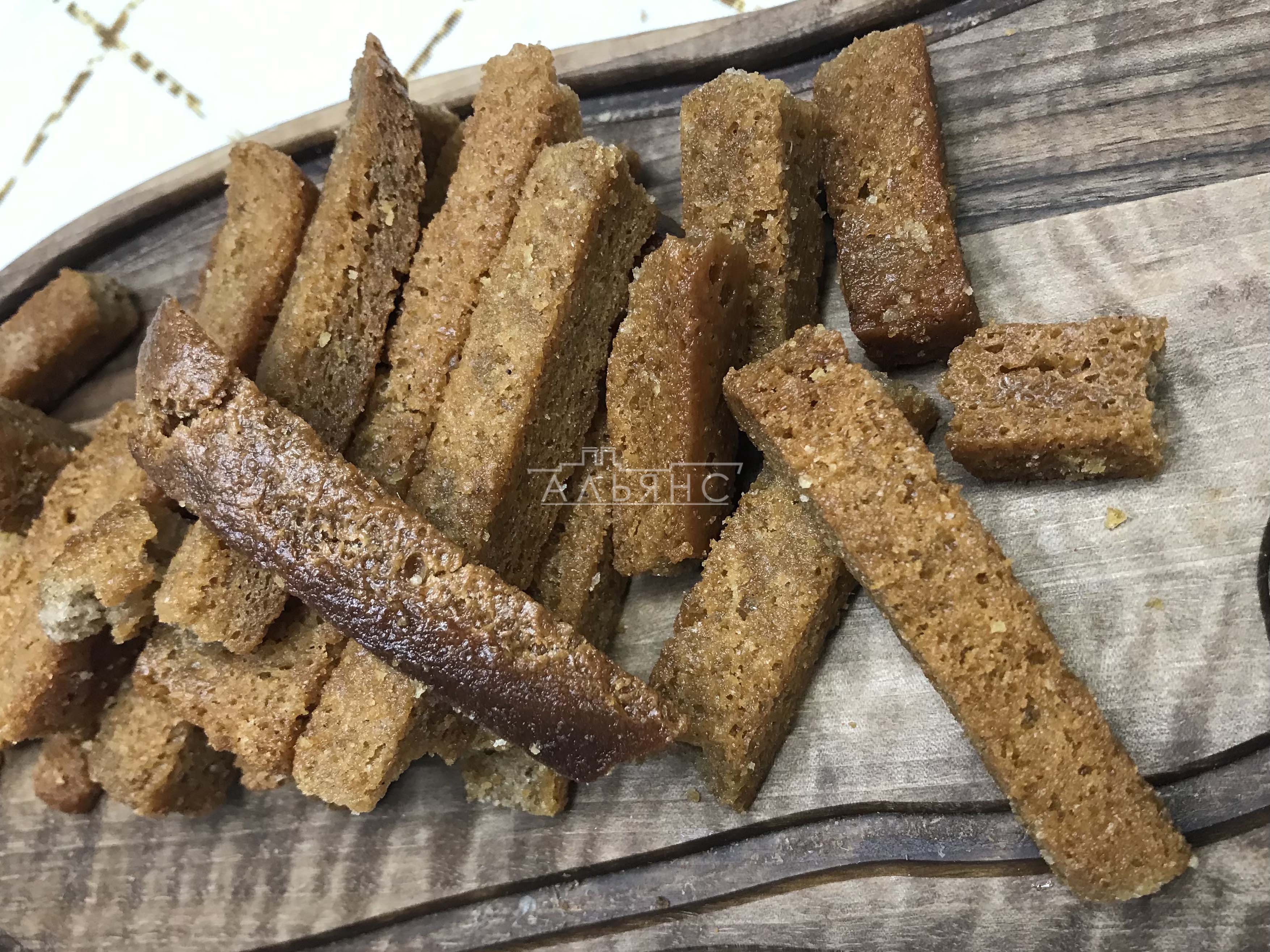 Деревенские гренки с чесноком в Сарапуле