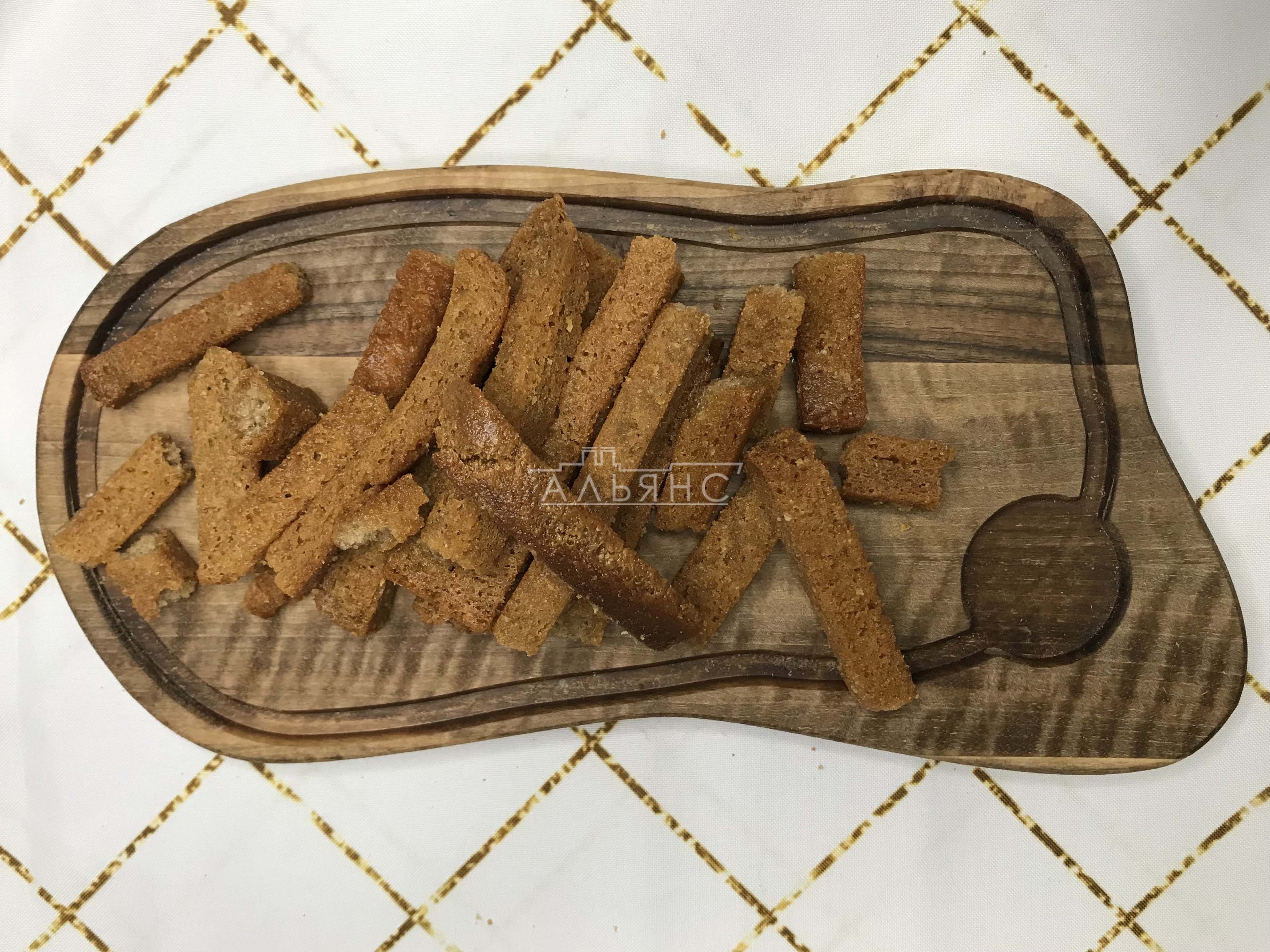 Деревенские гренки с чесноком в Сарапуле