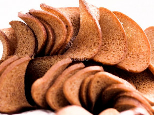 Чипсы: Ресторанные гренки с чесноком