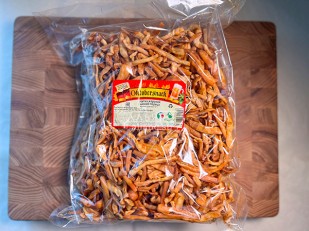 Фрайчизы со вкусом чеснок (100 гр.): Нитка ЖАРЕНАЯ 