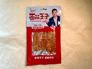 Джерки свиные со вкусом чили 45 гр.: Мучные полоски КРАСНЫЕ со вкусом пряной говядины 76 гр